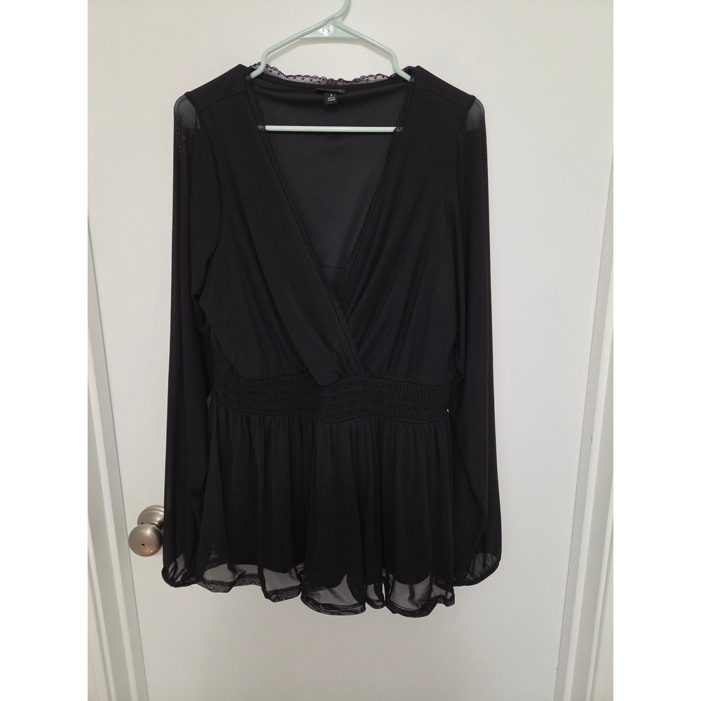 Torrid Black Lace Trim Surplice Peplum Top Sheer Mesh Long Sleeve Size 1